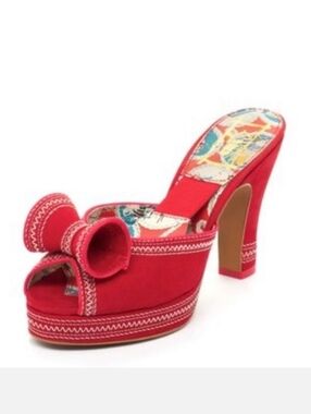 Incredible Miss L-FIRE 40's/50's Style Red Suede Springolator Mules